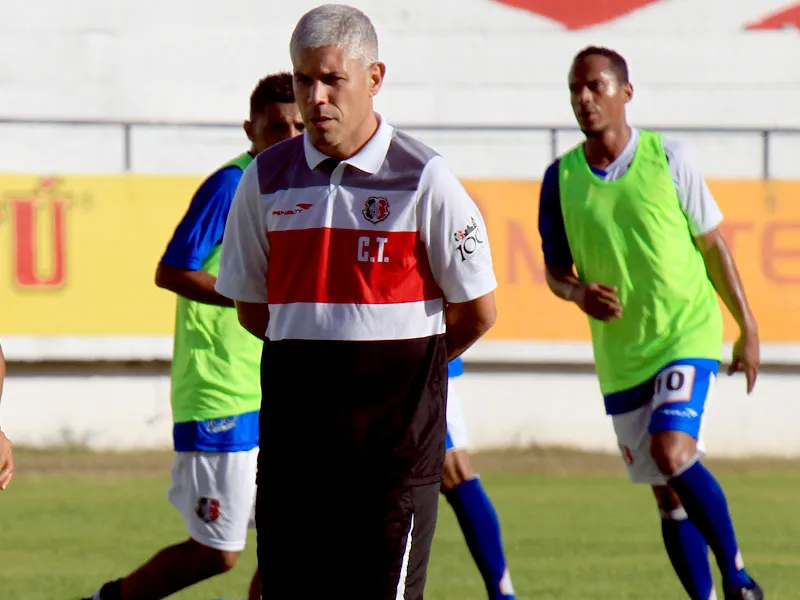 Ricardinho: "Precisamos de continuidade"